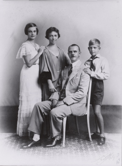 Het gezin Haasse, circa 1934