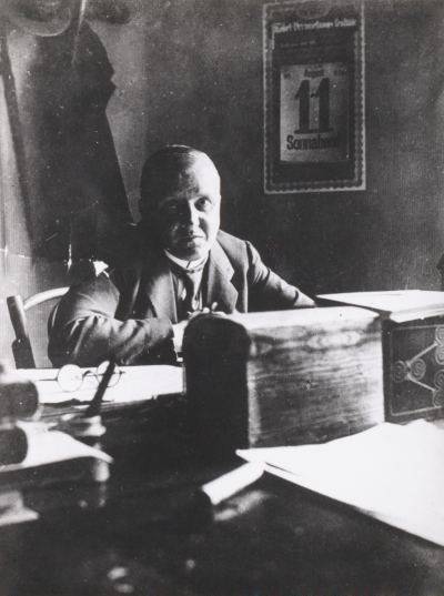 J. van Oudshoorn