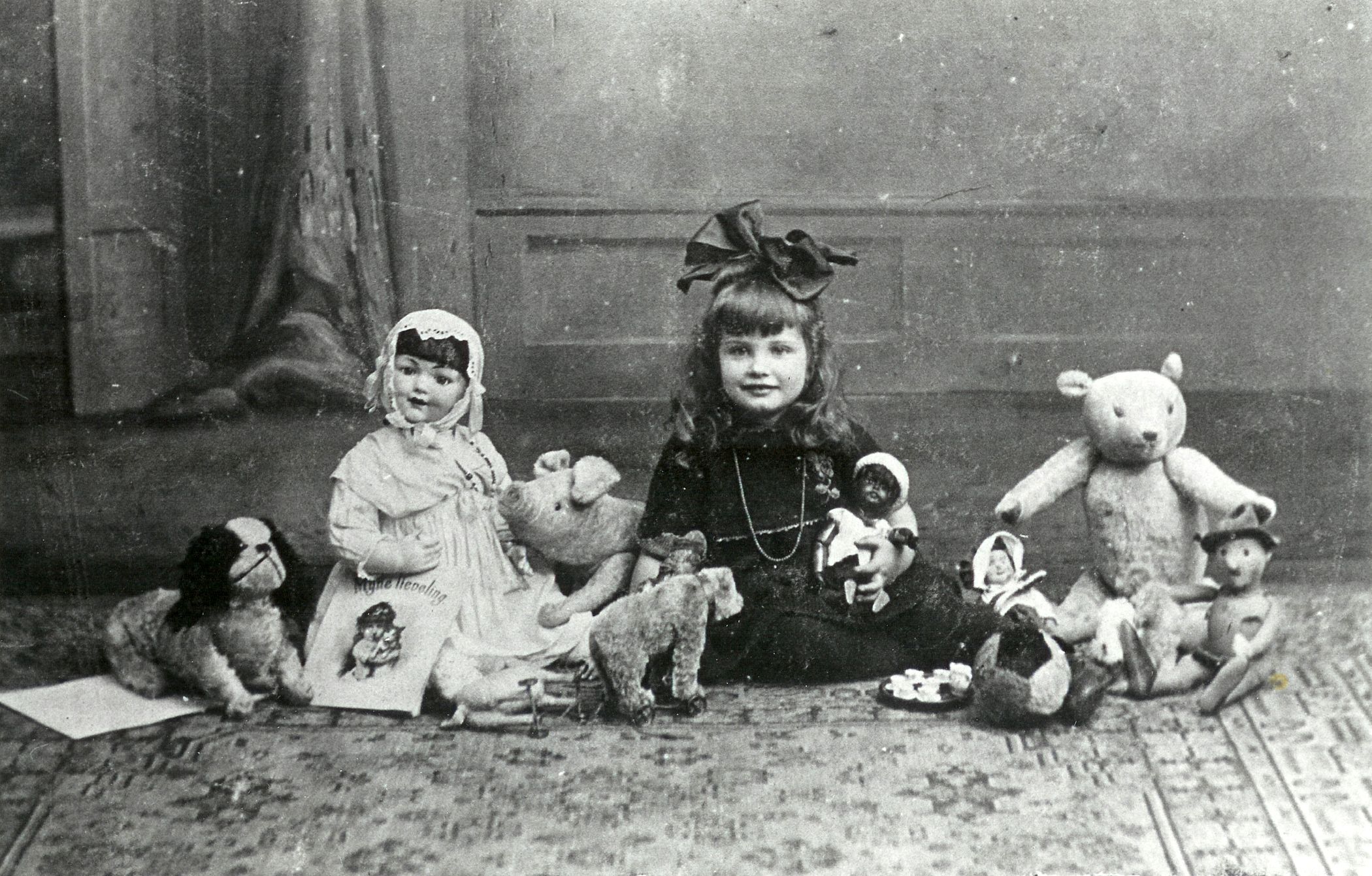 Op haar derde verjaardag, 2 februari 1921